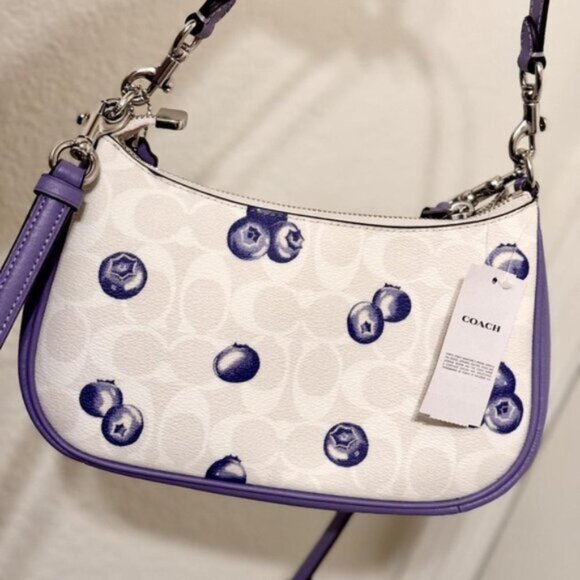NWT Coach Teri Bag Canvas With Blueberry Print - Picture 3 of 8